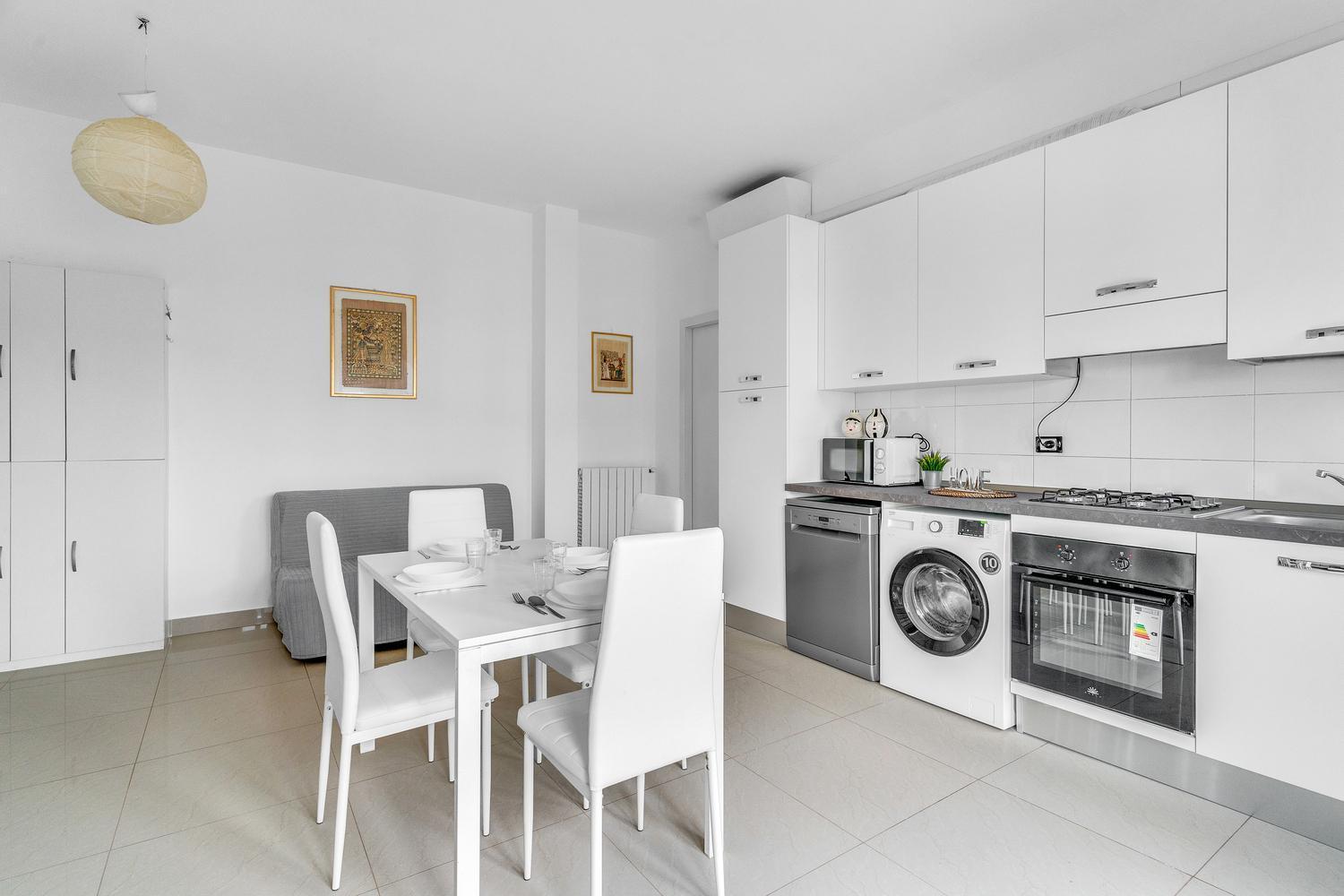 Rog27-Large Apartment With Transport Close To Home- Milán Exterior foto