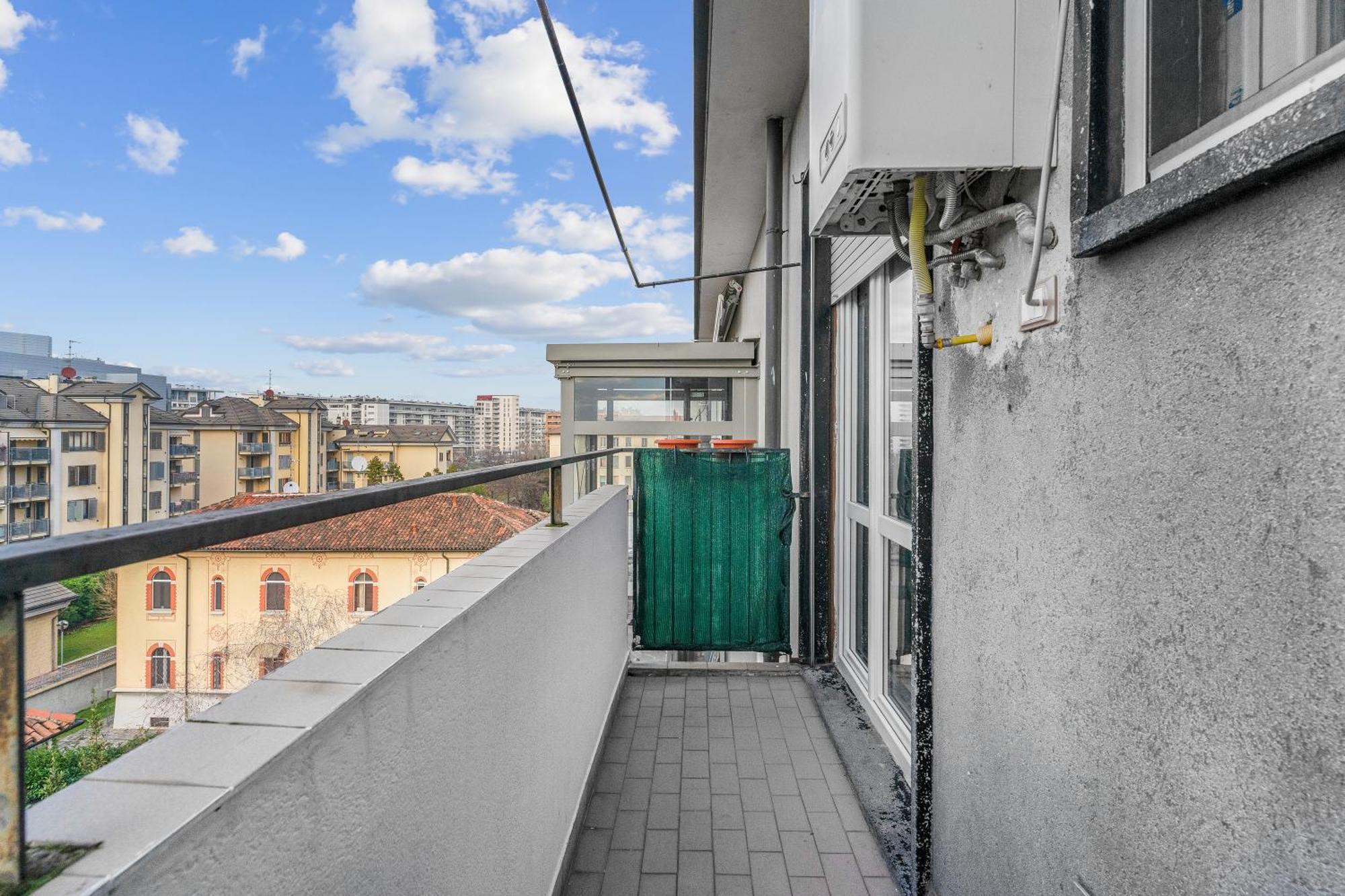 Rog27-Large Apartment With Transport Close To Home- Milán Exterior foto
